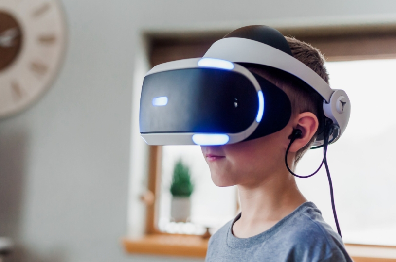 打破时空限制，VR技术究竟能不能实现真正的教育公平？